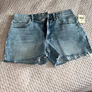Women’s Lucky Brand shorts. Size 29. NWT!